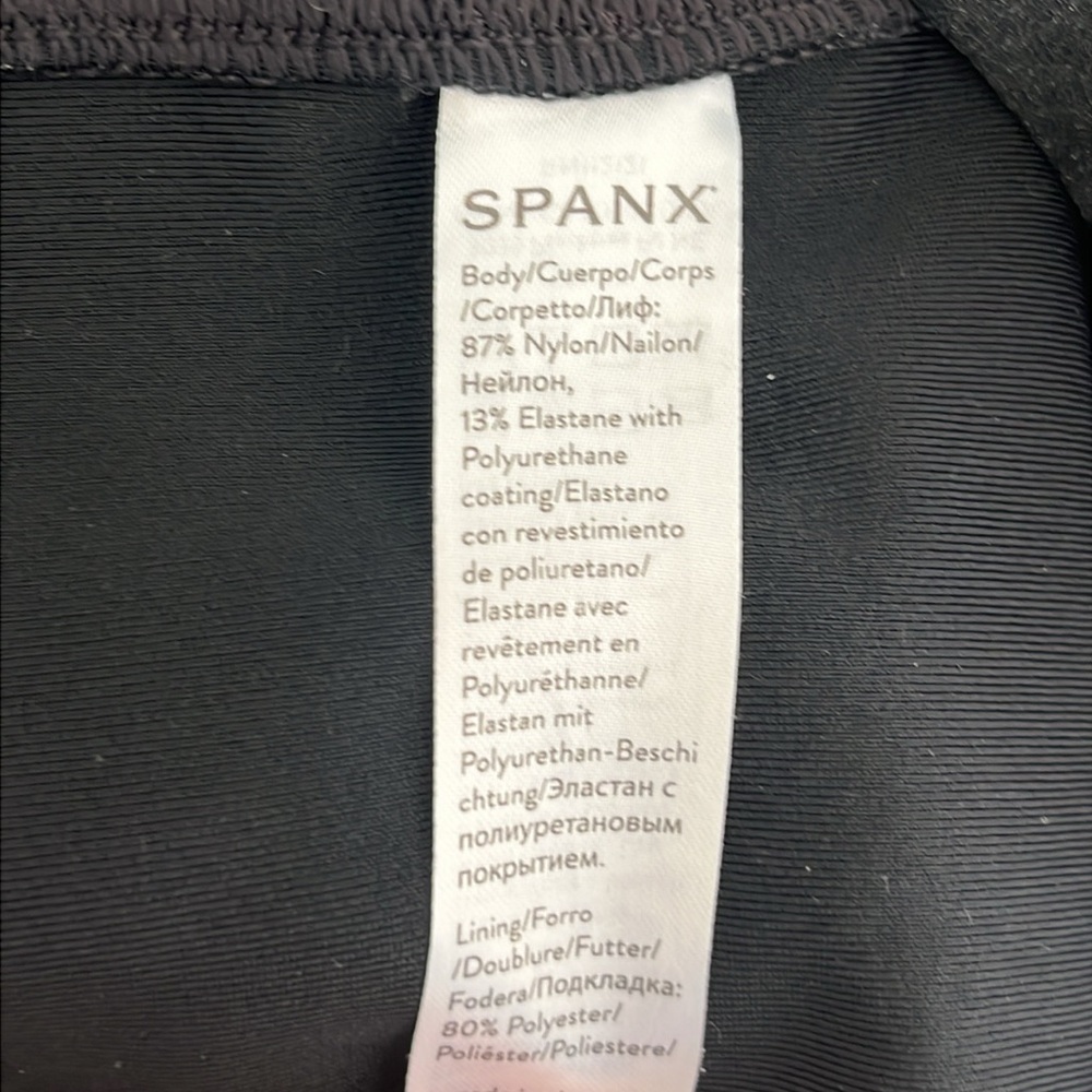 Spanx Faux Leather Pebbled High Waist Leggings / SZ M - Picture 5 of 8